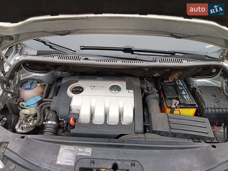 Минивэн Volkswagen Caddy 2007 в Любомле