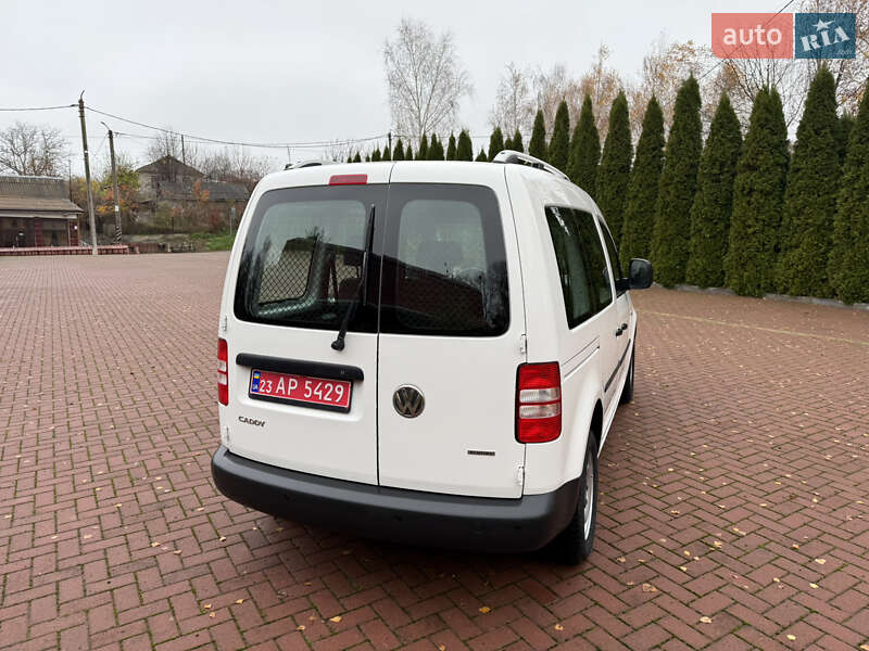Минивэн Volkswagen Caddy 2014 в Хмельницком