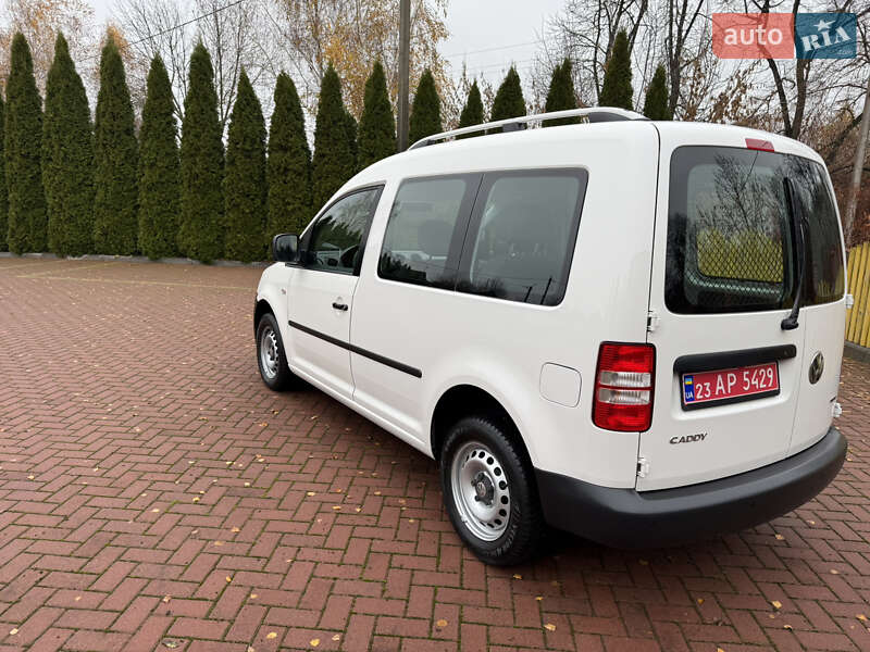 Минивэн Volkswagen Caddy 2014 в Хмельницком