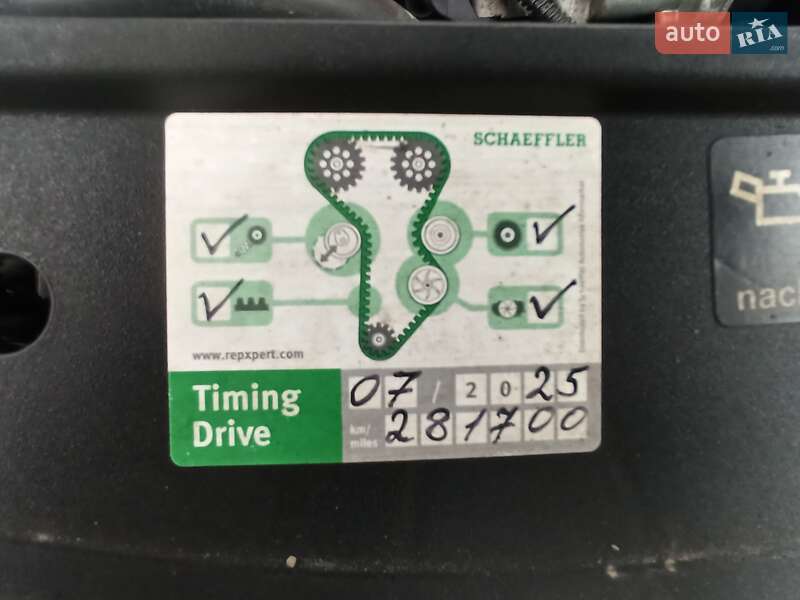 Минивэн Volkswagen Caddy 2010 в Львове