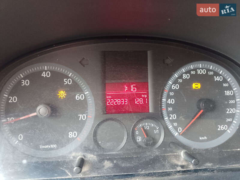 Минивэн Volkswagen Caddy 2004 в Шумске