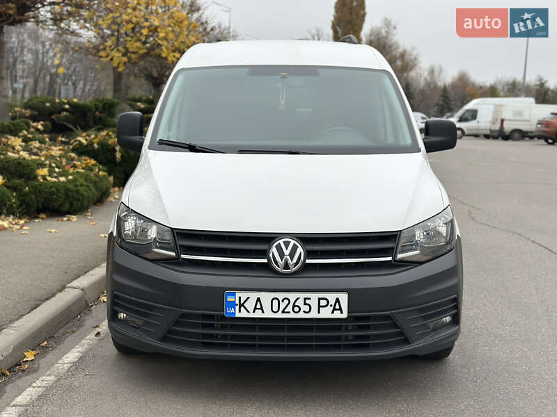 Минивэн Volkswagen Caddy 2017 в Киеве