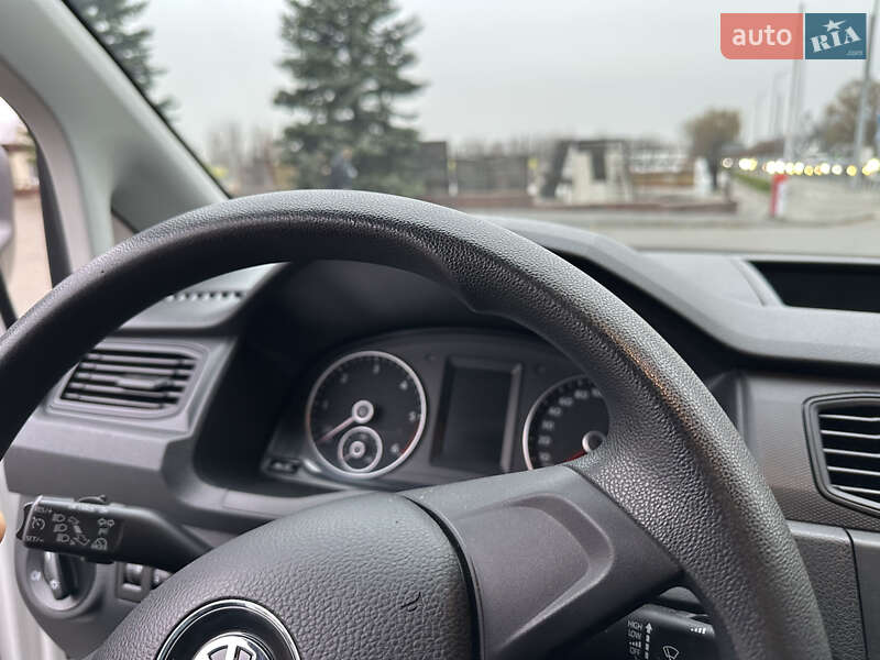 Минивэн Volkswagen Caddy 2017 в Киеве