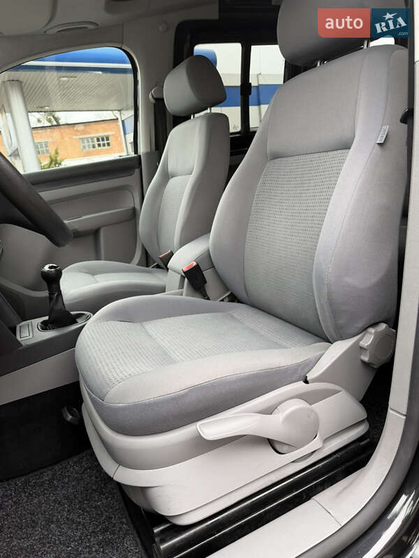 Мінівен Volkswagen Caddy 2008 в Лубнах фото 41 Мінівен Volkswagen Caddy 2008 в Лубнах