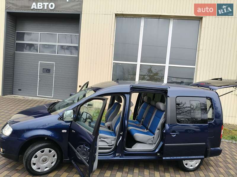 Мінівен Volkswagen Caddy 2009 в Рівному