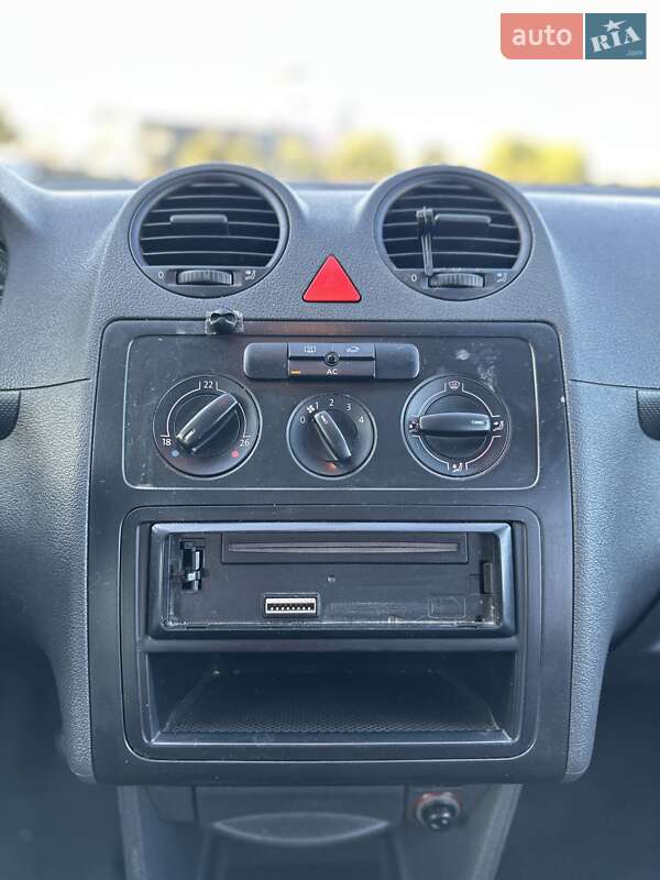 Мінівен Volkswagen Caddy 2007 в Білогородці