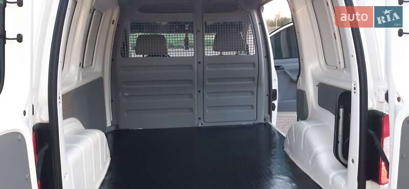 Вантажний фургон Volkswagen Caddy 2008 в Черкасах