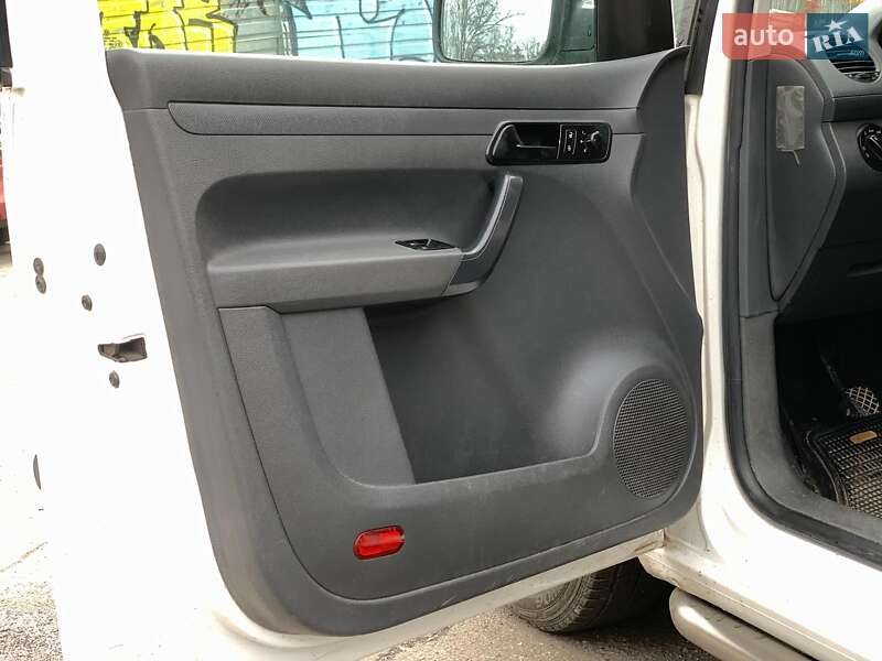 Грузопассажирский фургон Volkswagen Caddy 2012 в Виннице фото 49 Грузопассажирский фургон Volkswagen Caddy 2012 в Виннице