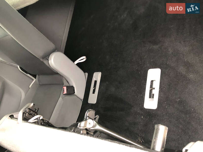 Мінівен Volkswagen Caddy 2010 в Рівному