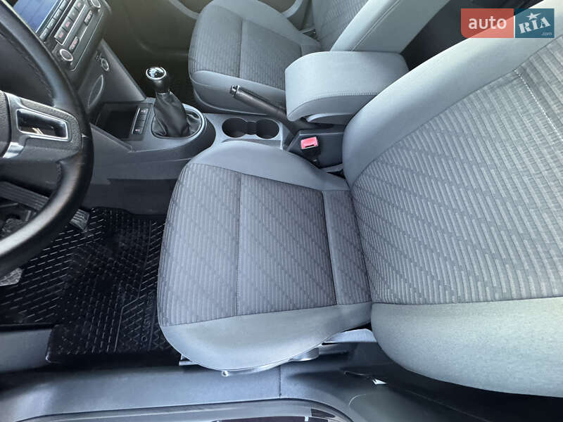 Минивэн Volkswagen Caddy 2011 в Коломые