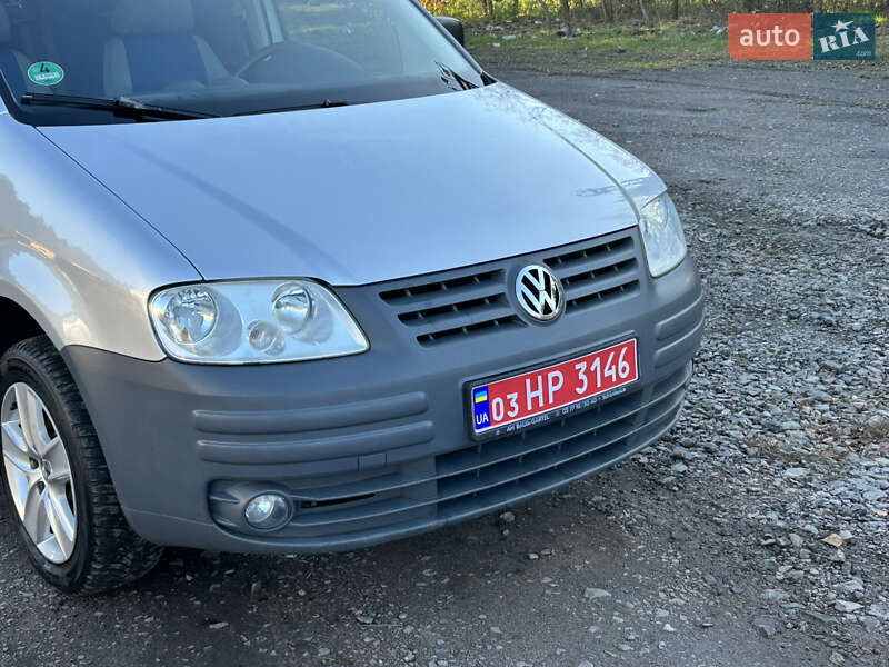 Мінівен Volkswagen Caddy 2009 в Радивиліві
