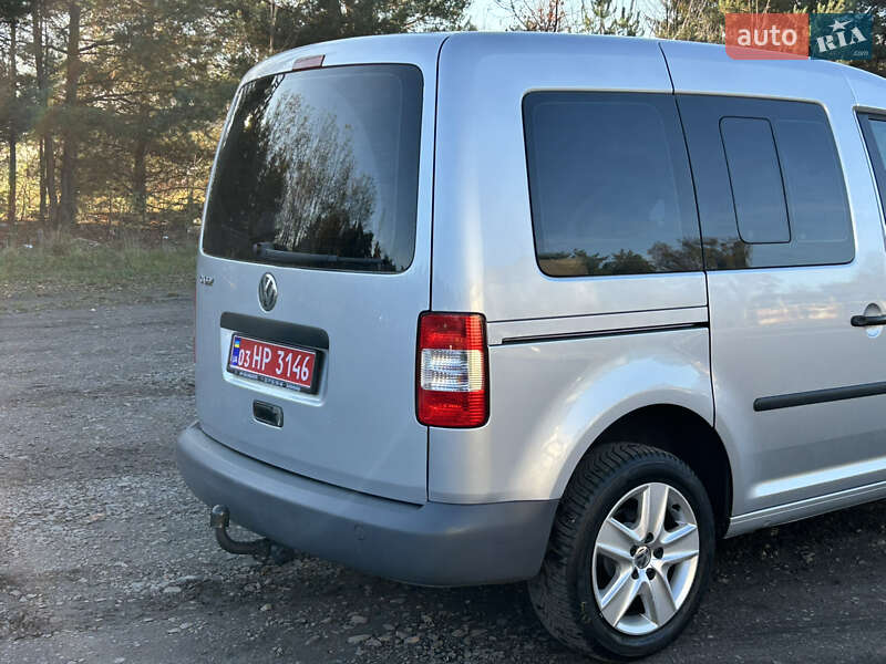 Мінівен Volkswagen Caddy 2009 в Радивиліві