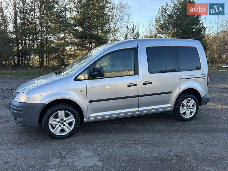 Мінівен Volkswagen Caddy 2009 в Радивиліві