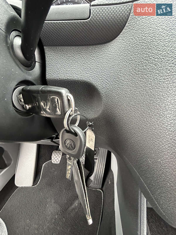 Мінівен Volkswagen Caddy 2009 в Радивиліві