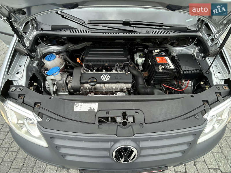 Мінівен Volkswagen Caddy 2009 в Радивиліві