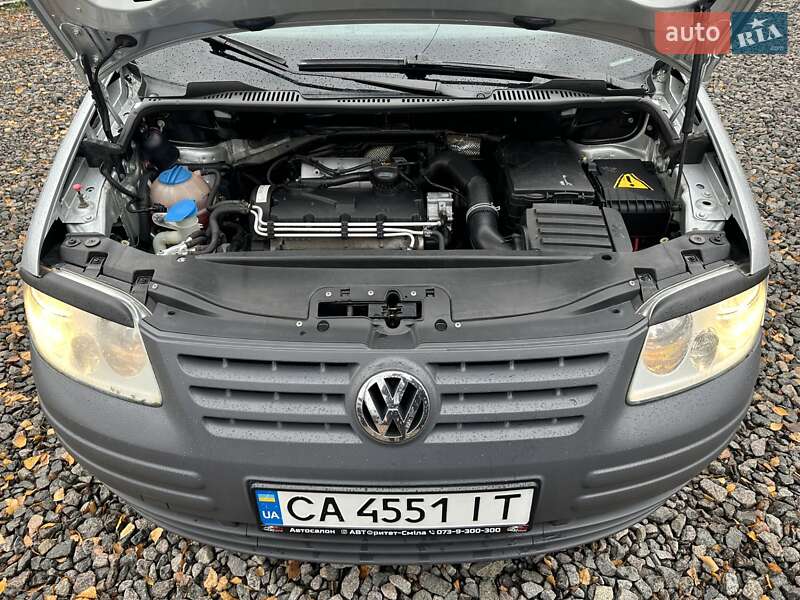 Мінівен Volkswagen Caddy 2005 в Смілі