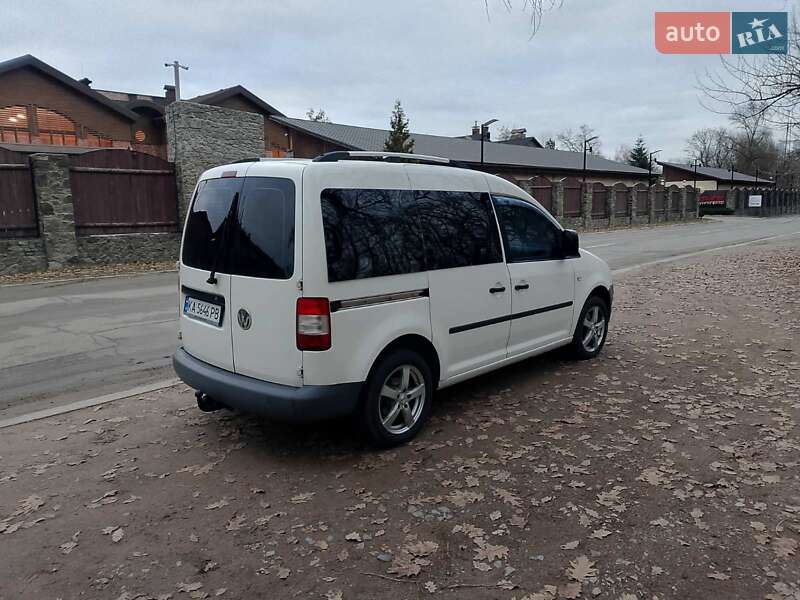 Мінівен Volkswagen Caddy 2004 в Києві