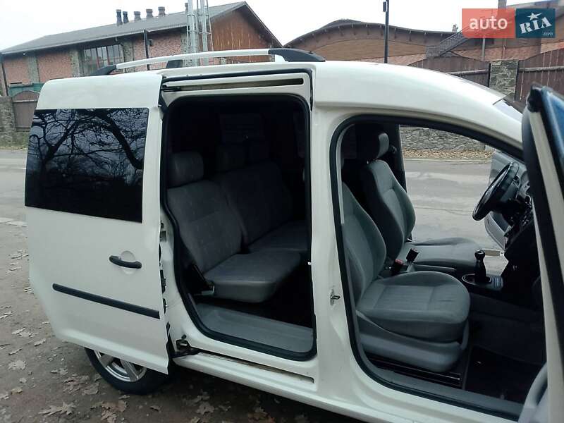 Мінівен Volkswagen Caddy 2004 в Києві