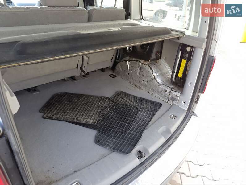 Мінівен Volkswagen Caddy 2007 в Чернівцях фото 5 Мінівен Volkswagen Caddy 2007 в Чернівцях