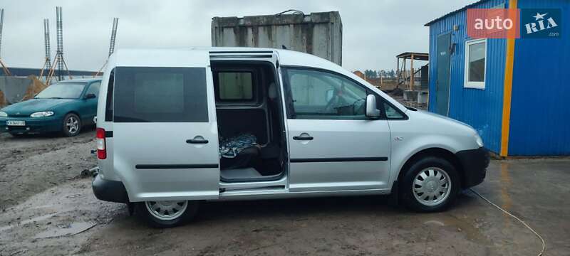 Мінівен Volkswagen Caddy 2010 в Житомирі фото 3 Мінівен Volkswagen Caddy 2010 в Житомирі