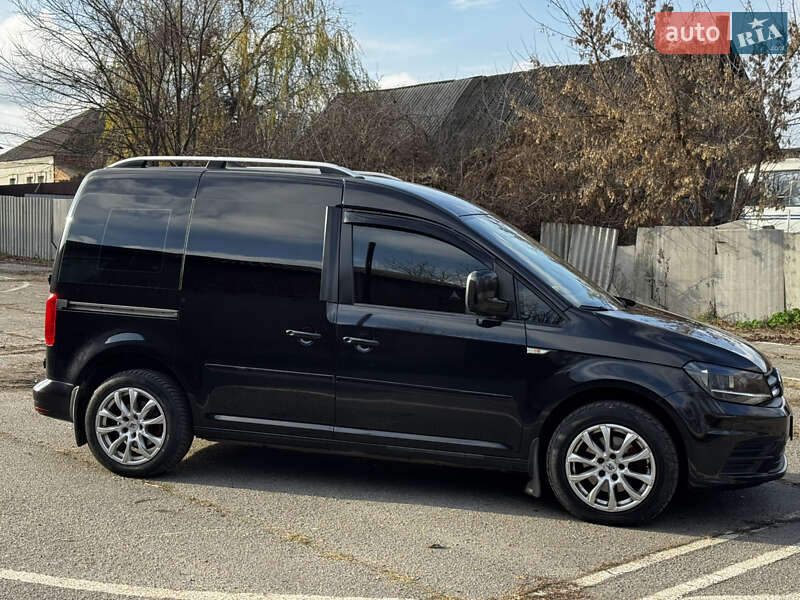 Минивэн Volkswagen Caddy 2016 в Ромнах фото 12 Минивэн Volkswagen Caddy 2016 в Ромнах