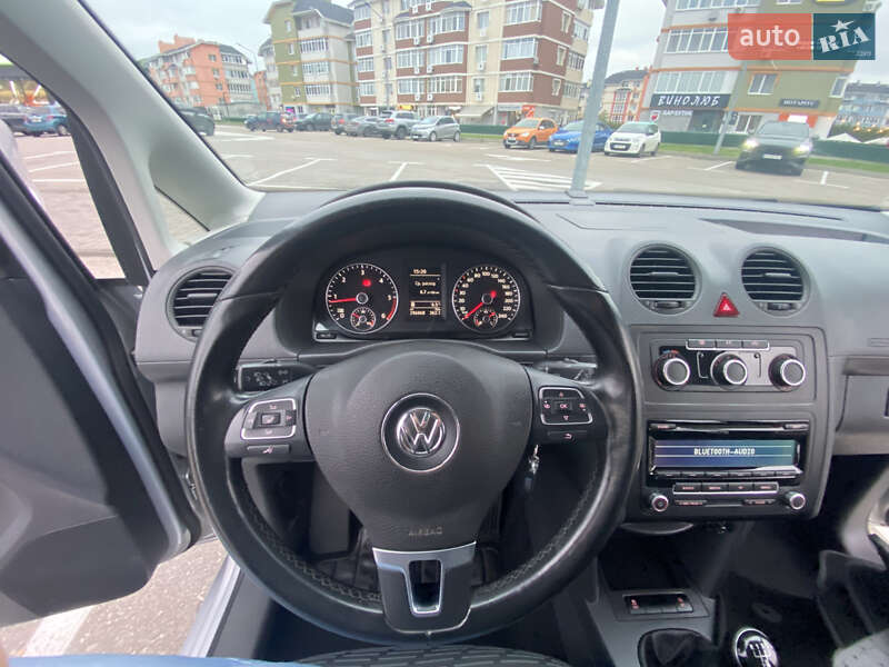 Мінівен Volkswagen Caddy 2014 в Києві фото 32 Мінівен Volkswagen Caddy 2014 в Києві