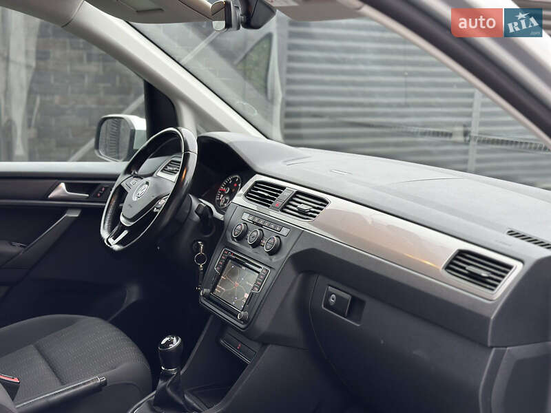 Минивэн Volkswagen Caddy 2016 в Луцке фото 31 Минивэн Volkswagen Caddy 2016 в Луцке