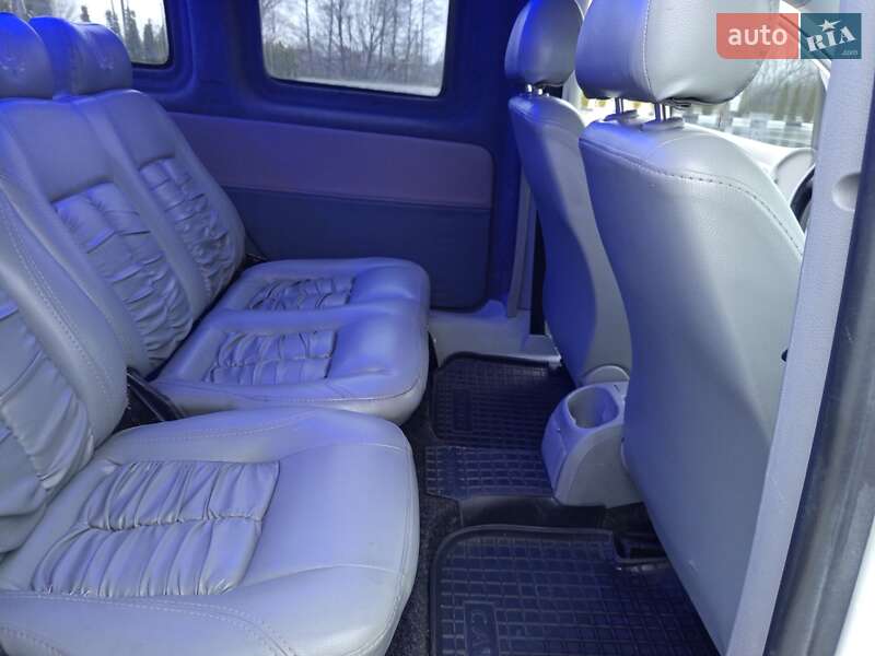 Минивэн Volkswagen Caddy 2005 в Звягеле