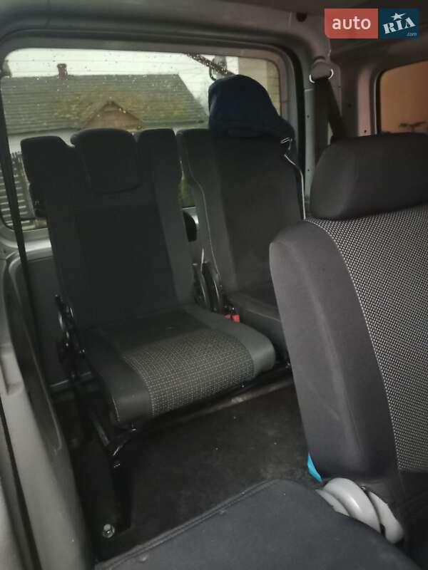 Мінівен Volkswagen Caddy 2010 в Львові фото 20 Мінівен Volkswagen Caddy 2010 в Львові