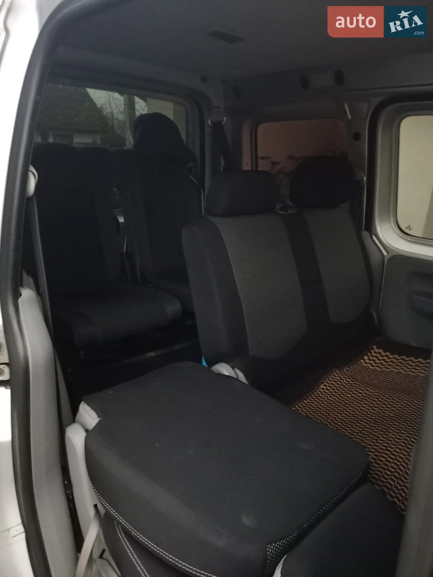 2010 Volkswagen Caddy - мініатюра 25