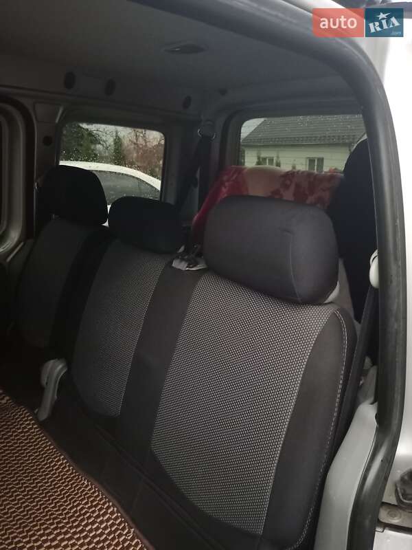 Мінівен Volkswagen Caddy 2010 в Львові фото 30 Мінівен Volkswagen Caddy 2010 в Львові