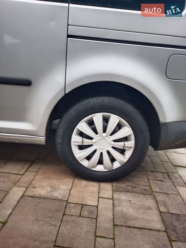 Мінівен Volkswagen Caddy 2010 в Львові фото 35 Мінівен Volkswagen Caddy 2010 в Львові
