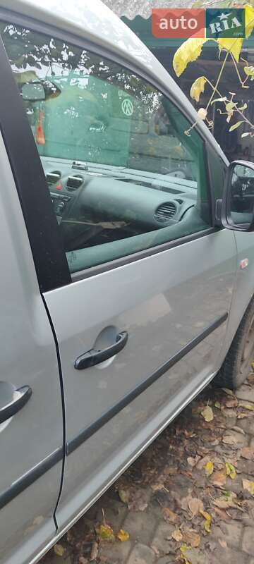 Минивэн Volkswagen Caddy 2008 в Белогорье фото 7 Минивэн Volkswagen Caddy 2008 в Белогорье