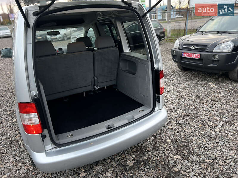 Минивэн Volkswagen Caddy 2009 в Полтаве