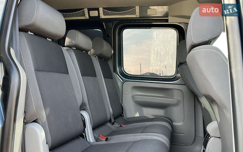 Минивэн Volkswagen Caddy 2010 в Коломые