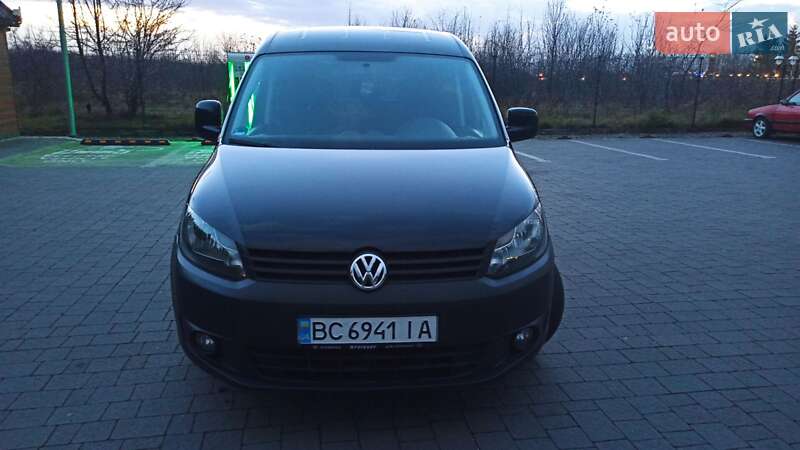 Минивэн Volkswagen Caddy 2012 в Стрые