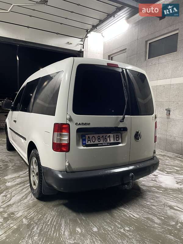 Минивэн Volkswagen Caddy 2006 в Хусте