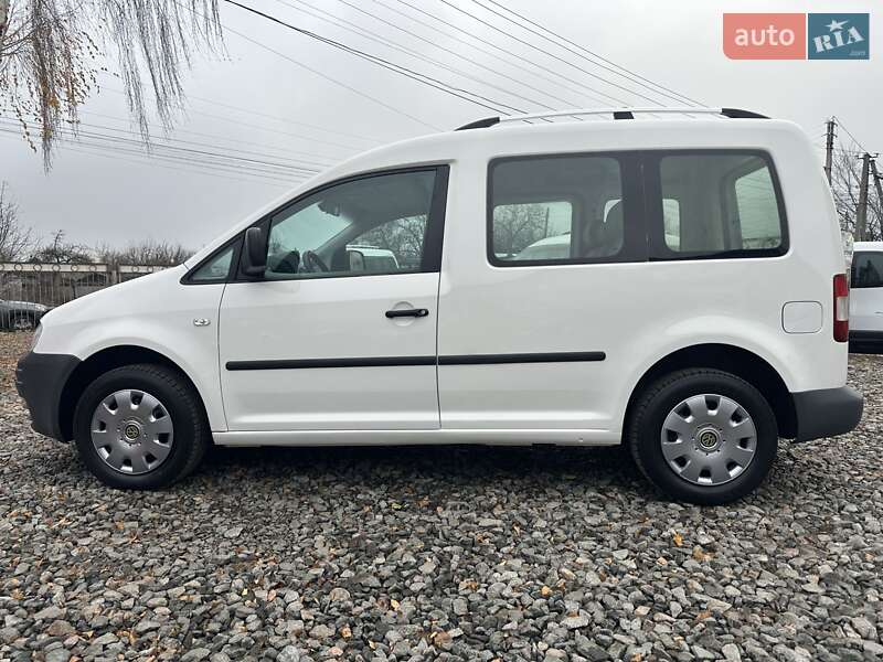 Минивэн Volkswagen Caddy 2006 в Смеле