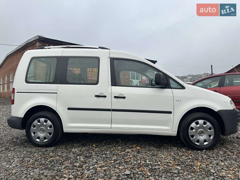 Минивэн Volkswagen Caddy 2006 в Смеле