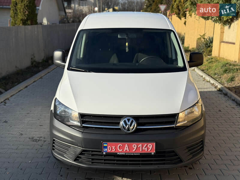 Минивэн Volkswagen Caddy 2017 в Ужгороде