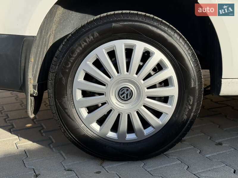 Минивэн Volkswagen Caddy 2017 в Ужгороде