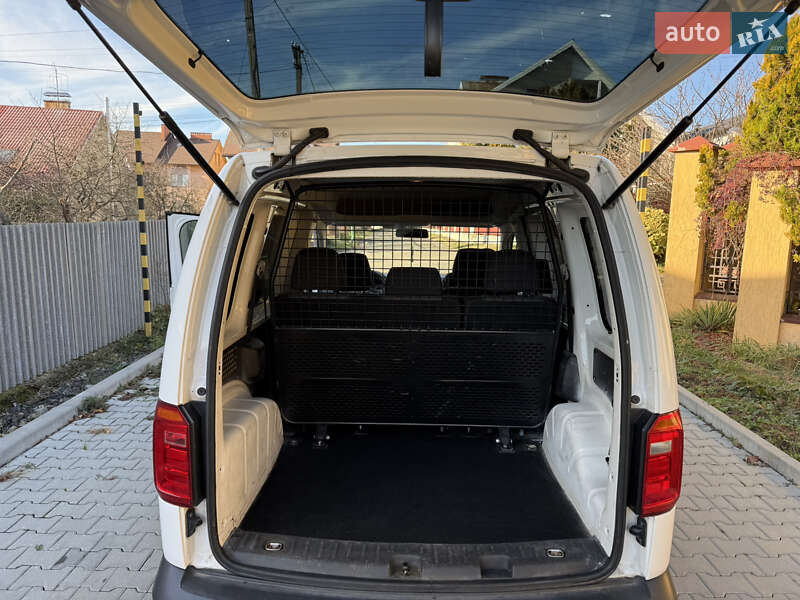Минивэн Volkswagen Caddy 2017 в Ужгороде