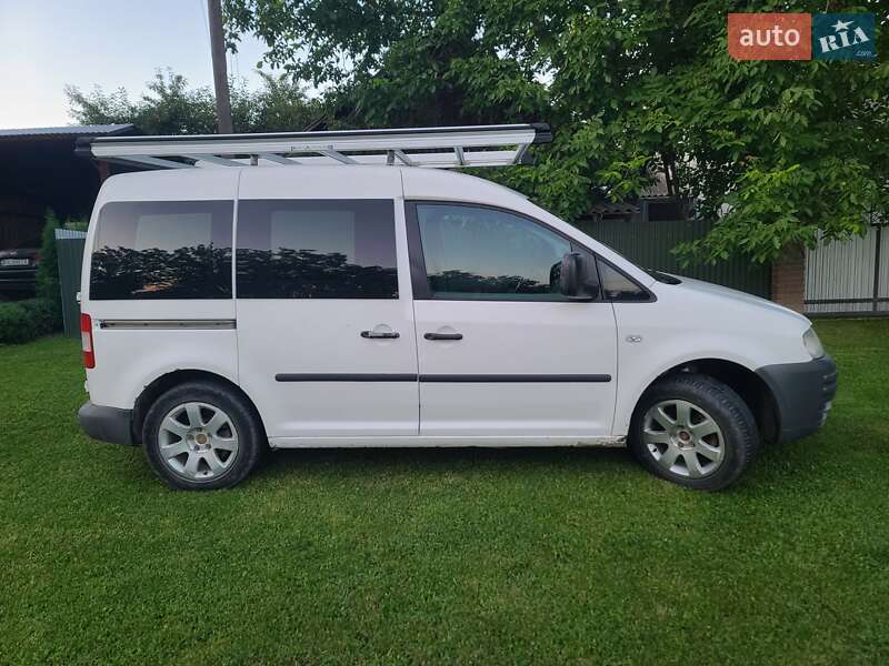 Минивэн Volkswagen Caddy 2007 в Черновцах