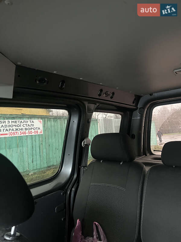 Минивэн Volkswagen Caddy 2011 в Бердичеве фото 28 Минивэн Volkswagen Caddy 2011 в Бердичеве