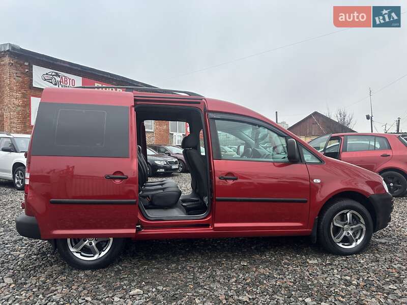 Минивэн Volkswagen Caddy 2006 в Смеле