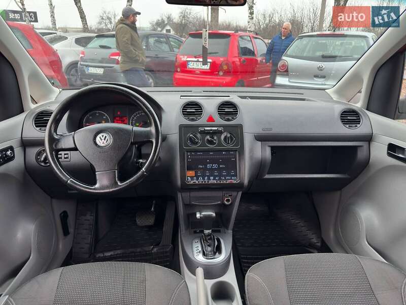 Минивэн Volkswagen Caddy 2006 в Смеле