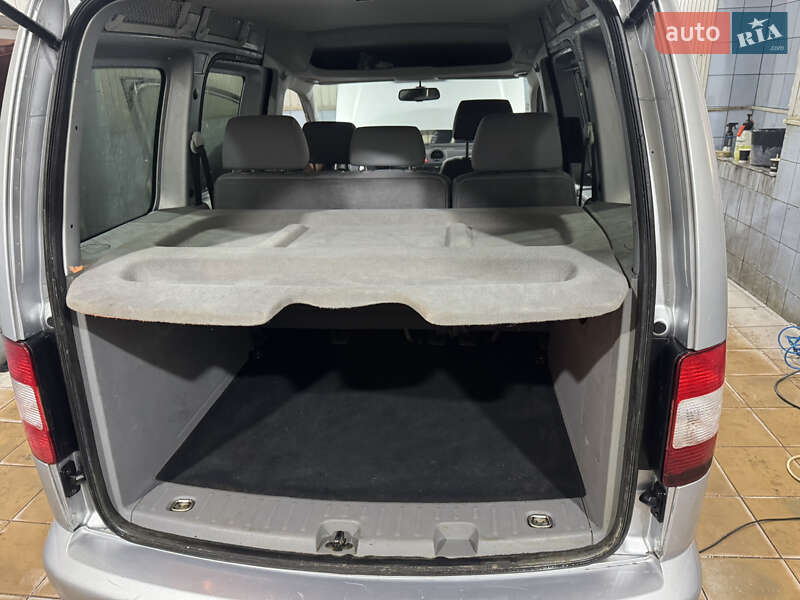 Минивэн Volkswagen Caddy 2009 в Луцке