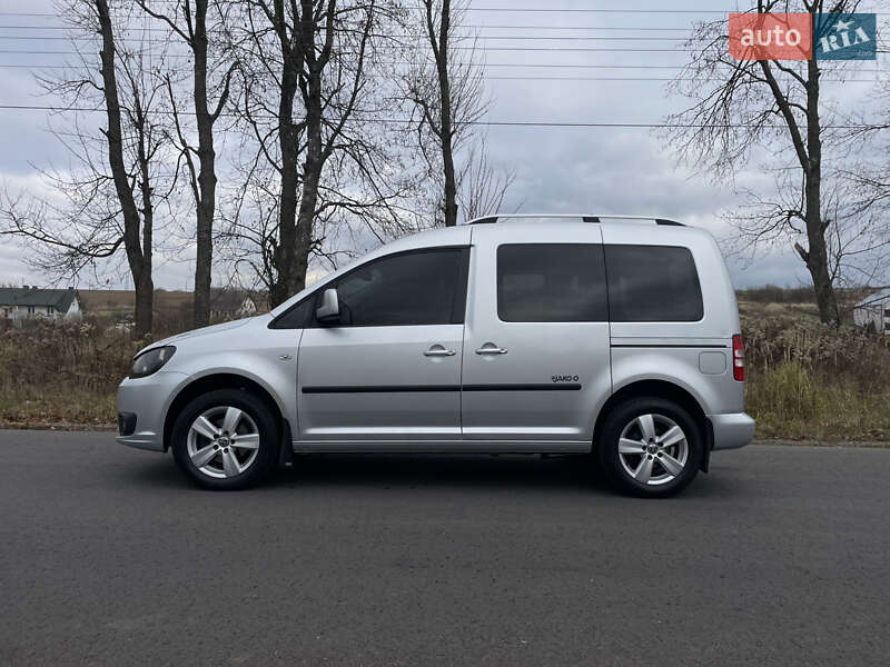 Мінівен Volkswagen Caddy 2013 в Львові