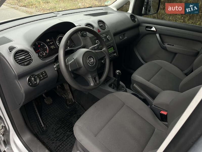 Мінівен Volkswagen Caddy 2013 в Львові
