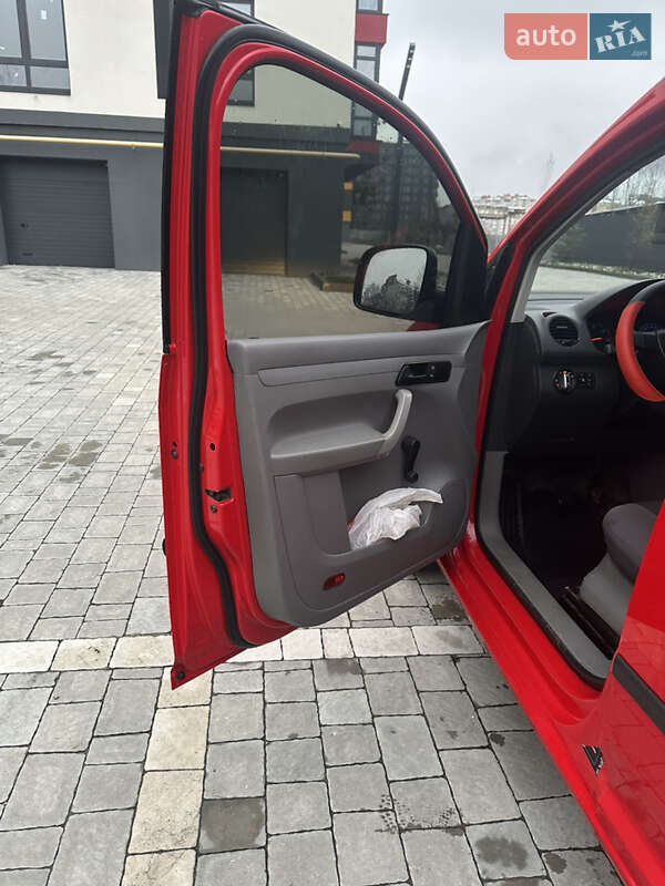 Минивэн Volkswagen Caddy 2006 в Ивано-Франковске